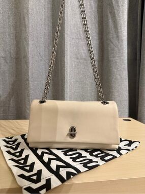 Marc Jacobs Mini White Dual Chain Crossbody Bag – Ivory/Cream